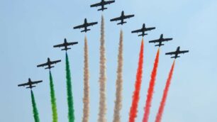 Lo spettacolo delle Frecce tricolori nel cielo di Monza per il Gran Premio di Formula 1