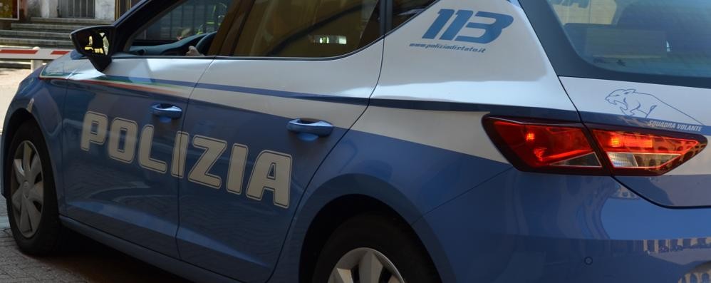 Una volante della polizia