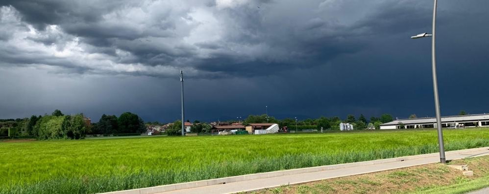 maltempo temporale pioggia nuvole monza Brianza