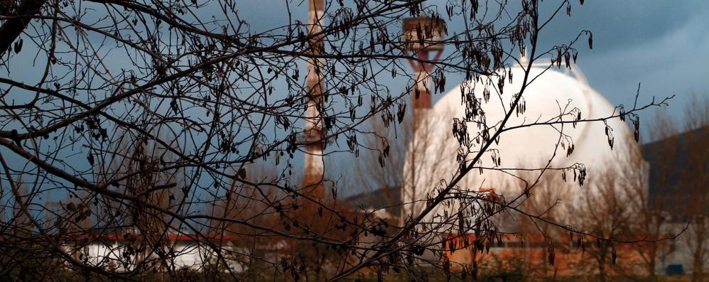 La centrale nucleare di Sessa Aurunca (Caserta), sul fiume Garigliano