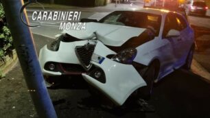 L’auto distrutta dall’incidente