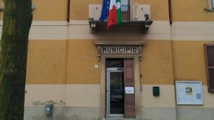 L’ingresso del municipio di Veduggio con Colzano