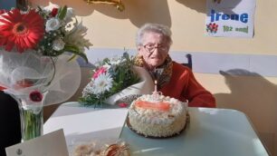 La seregnese Irene Pozzi che ha festeggiato i 102 anni ( foto Volonterio)
