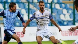 Iacopo Cernigoi, 26 anni, in azione - foto Seregno Calcio