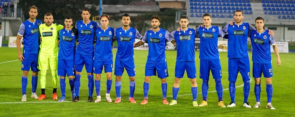 La squadra scesa in campo (foto Alessio Morgese-pagina di Facebook Seregno)