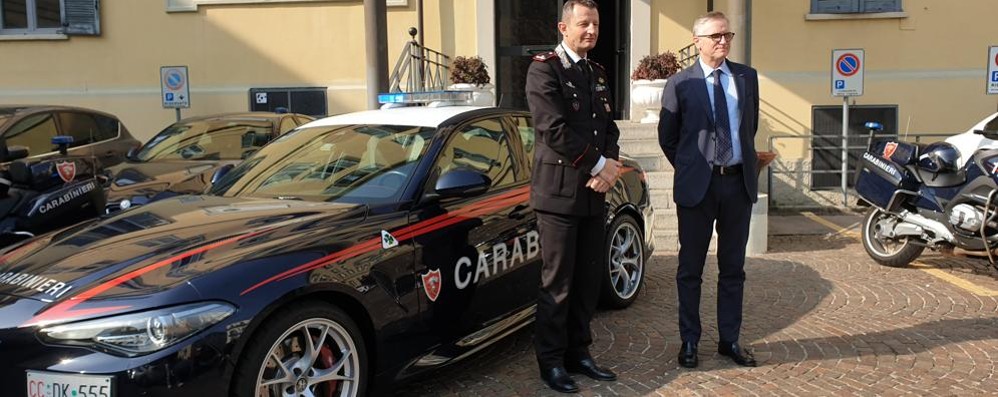 Carabinieri e Areu hanno firmato una convenzione per il trasporto di organi (foto Carabinieri)