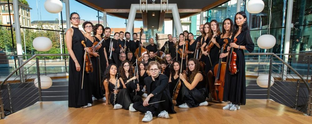 La Filarmonica Pozzoli al completo