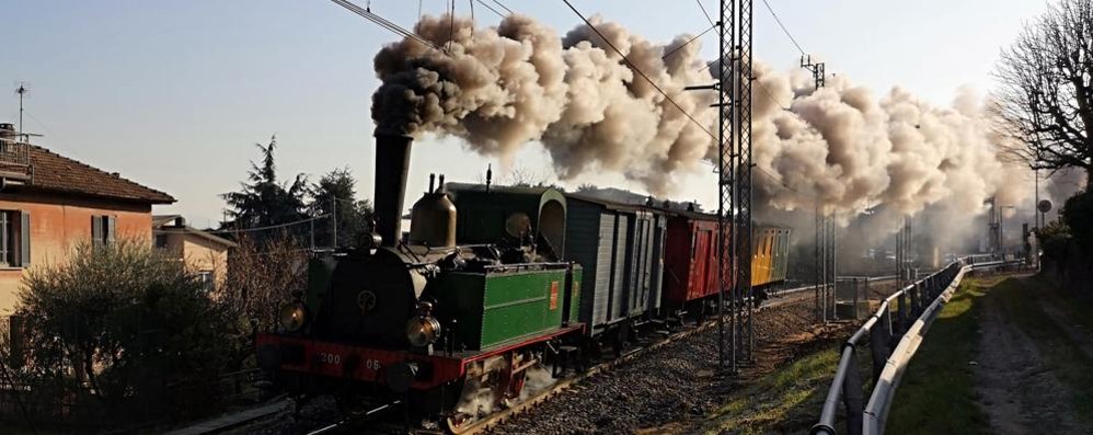 Un treno storico a vapore