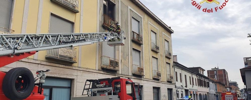 Vigili del fuoco a Lissone (foto Vigili del fuoco)