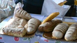Costi alle stelle: in aumento i prezzi di pane e panettone per i consumatori