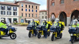 Aumenta la consegna dei pacchi da parte delle Poste  a Monza e in Brianza
