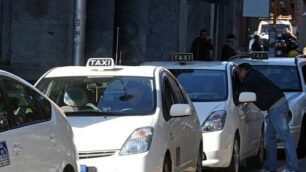 Monza Area Taxi piazza Carducci