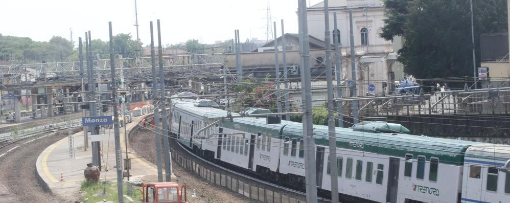 Ferrovia linea Monza - Como - Chiasso