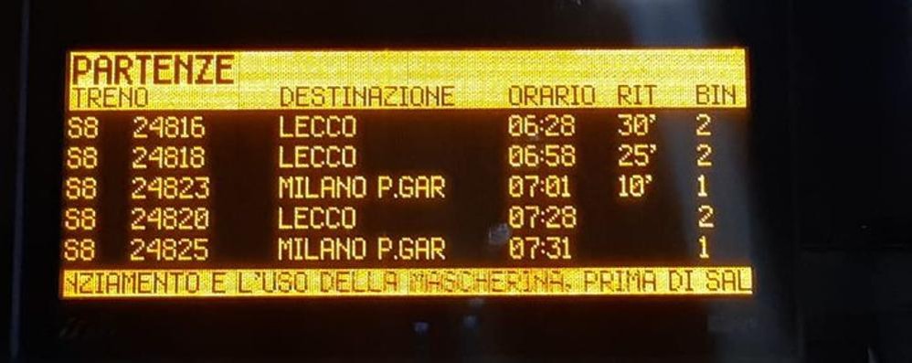 Ritardi e guasti sulle linee gestite da Trenord e manutenute da Rfi in Lombardia