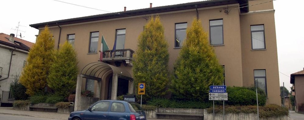 Il municipio di Renate