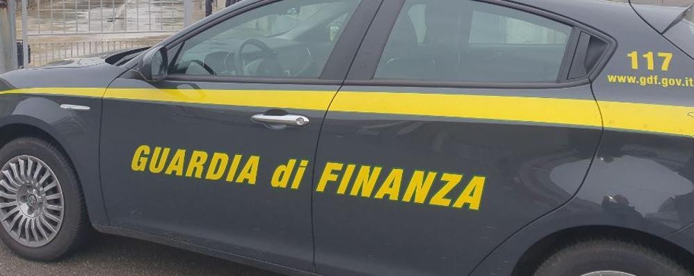 Un’auto della Guardia di finanza