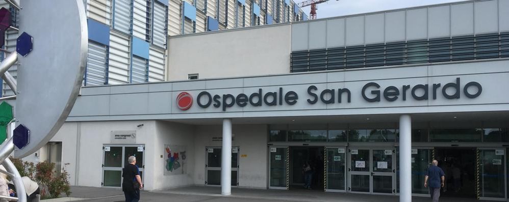 L’ingresso dell’ospedale San Gerardo