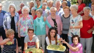 La festa dell'uva una delle attività di successo del centro Nobili ( foto Volonterio)