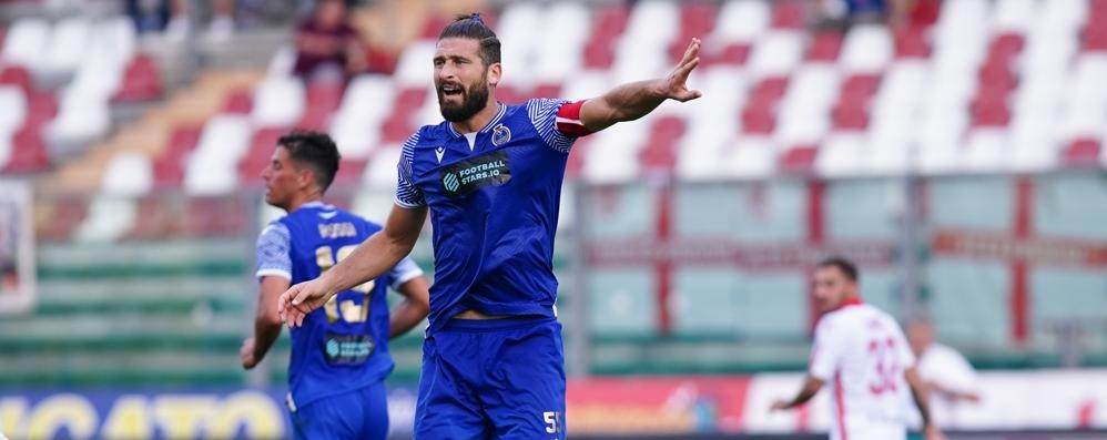 Il capitano Borghese, trascinatore dei suoi - foto Ac Seregno