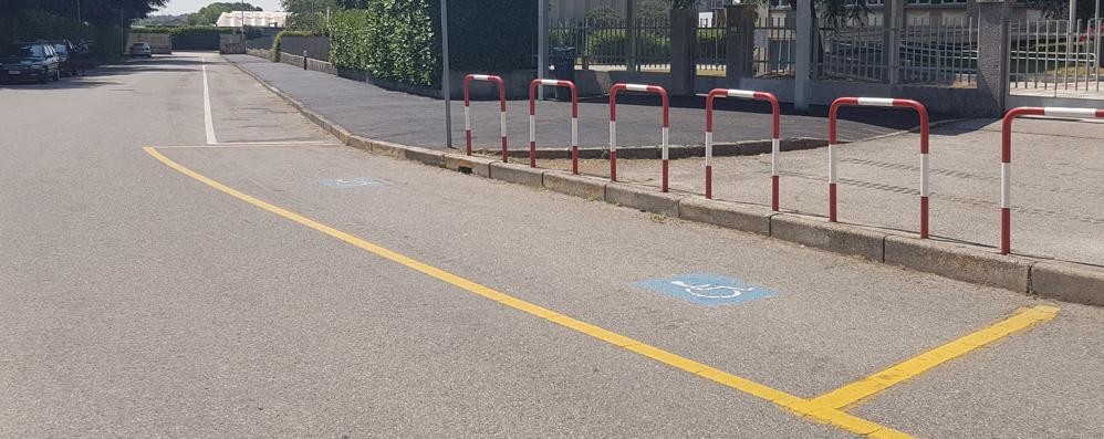 Un parcheggio riservato ai portatori di handicap