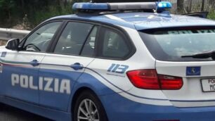 Una pattuglia della Polizia stradale lungo la Valassina