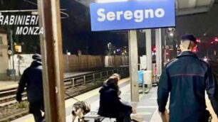 I carabinieri alla stazione di Seregno