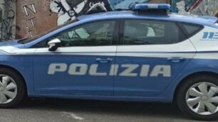 Un’auto dela polizia