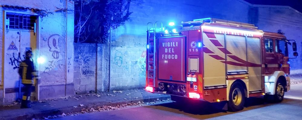 Principio d'incendio in una ditta abbandonata tra via Fermi e via Gabellini a Desio