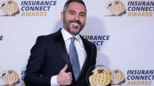 Il seregnese Erik Somaschini,41 anni, premiato con l'Insurance Connect awards