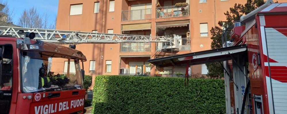 Principio di incendio a Varedo