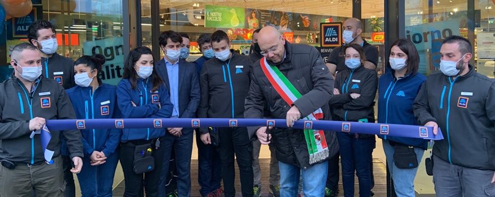 Verano Brianza inaugurazione Aldi