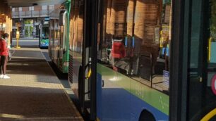 Vimercate: stazione autobus piazza marconi