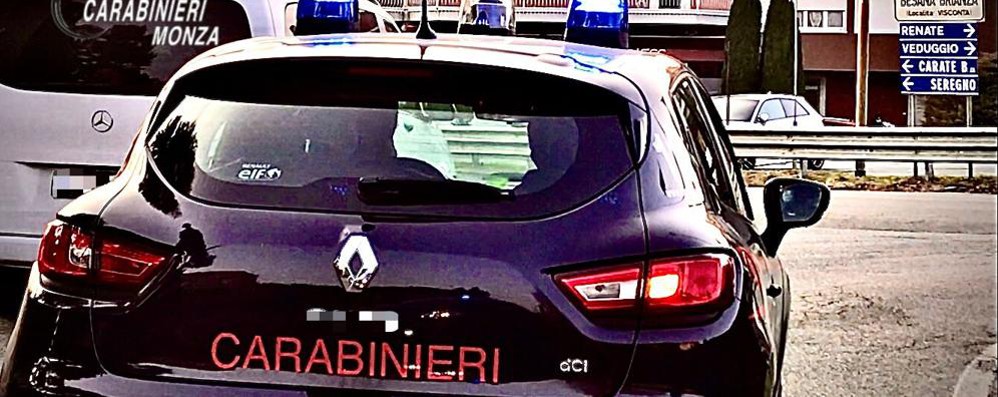 Carabinieri a Besana (foto Carabinieri)