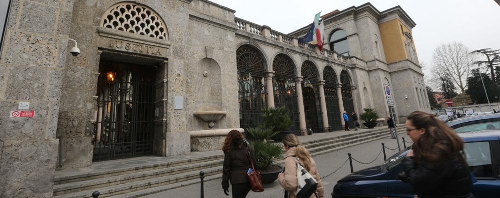 L’ingresso del tribunale di Monza