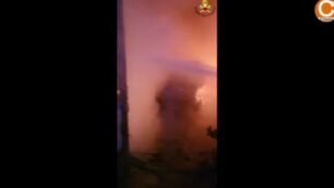 Incendio alla ReTech Life di Usmate: le immagini del vigili del fuoco