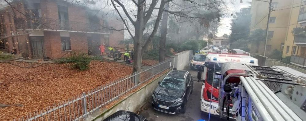 L’incendio di Meda in via Oberdan