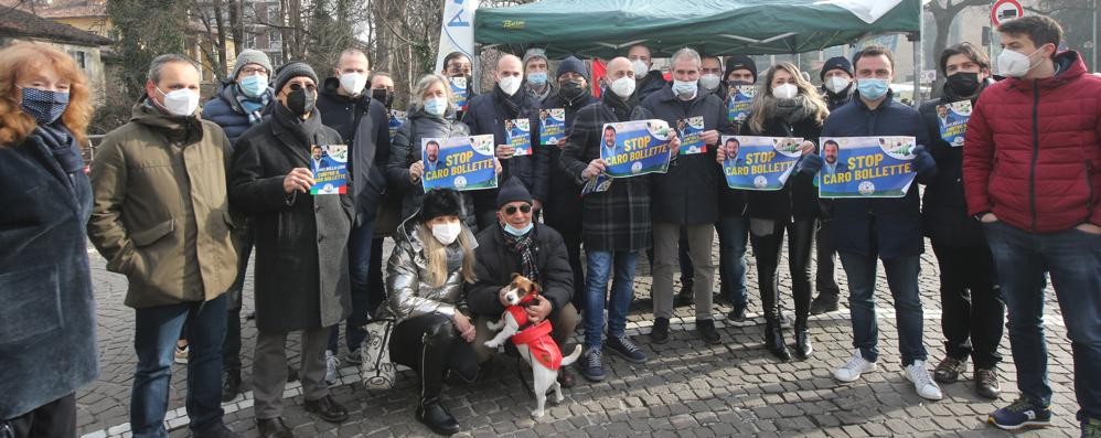 Stato maggiore e simpatizzanti della Lega a Monza