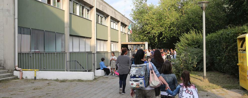 Monza Scuola elementare via Omero -Koine-