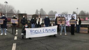 Vimercate manifestazione omnicomprensivo venerdì 22 gennaio 2021: un anno fa studenti in piazza