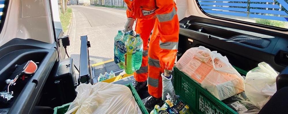 Torna la consegna della spesa a casa per chi è in quarantena