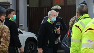 Guido Bertolaso in una visita a Lissone la scorsa primavera
