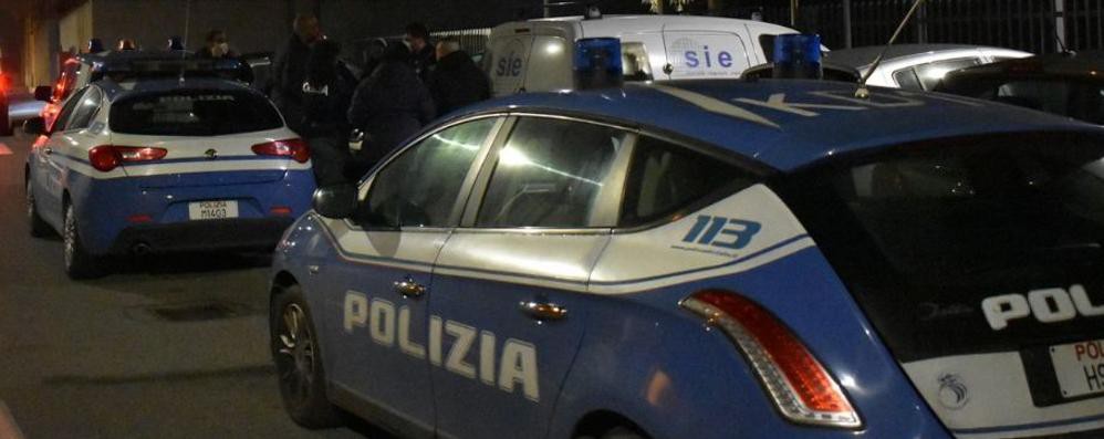 Controlli della Polizia di Stato (foto qUESTURA)