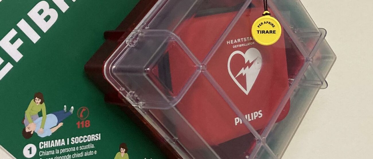 Villasanta defibrillatore nuovo in Comune regalato dalla famiglia Fagnani