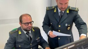 Compro oro (foto guardia di finanza)