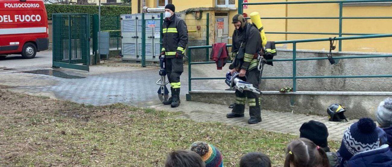 Vigili del fuoco a Lentate (foto Vigili del fuoco)