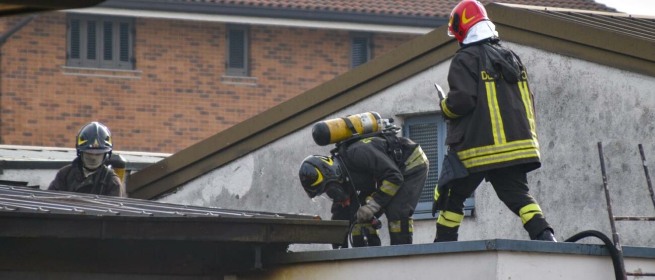 Incendio a Lissone in via Sanzio