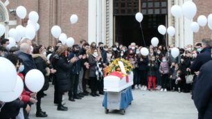 Il funerale del 13enne