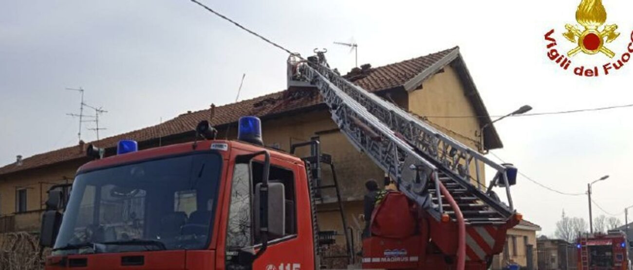 Incendio a Monza (foto Vigili del fuoco)