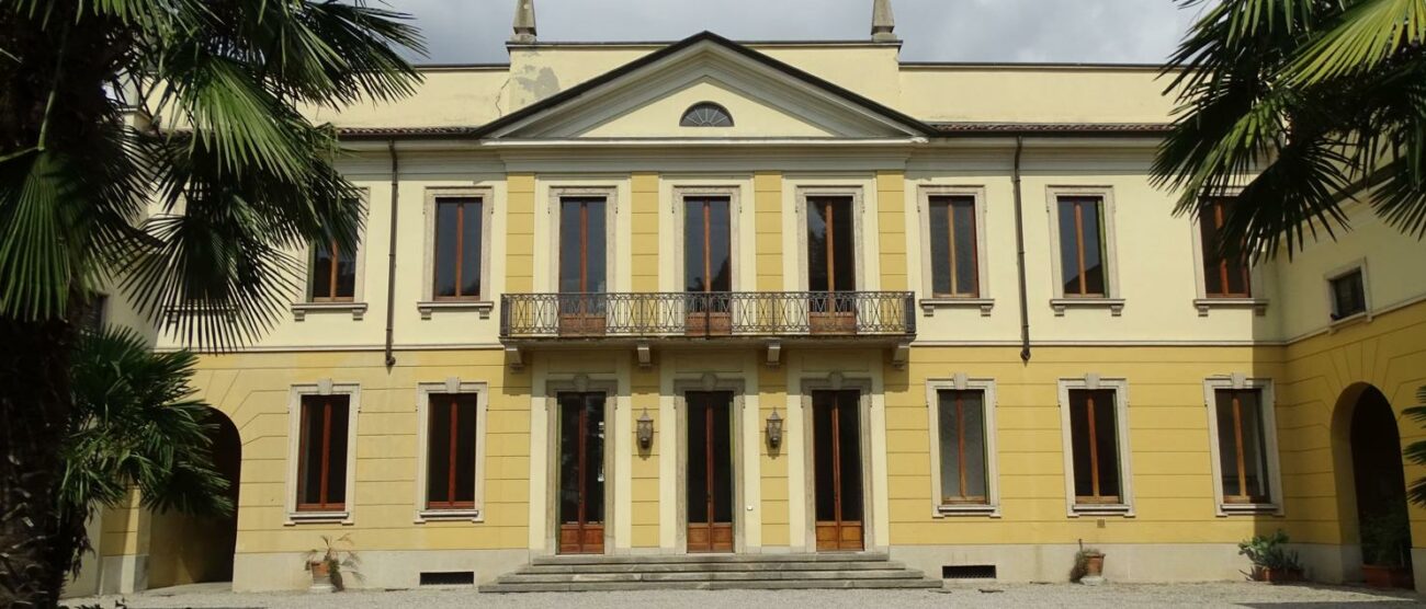 Villa Longoni in via Achille Grandi a Desio