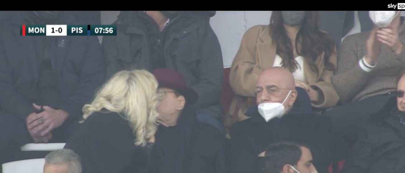 Calcio Serie B Silvio Berlusconi bacio